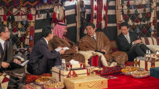 Премиерът на Япония Шиндзо Абе който е на посещение в