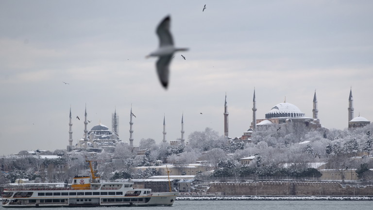 Втори пореден ден Турция се възмущава от 9 западни страни
