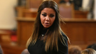 "Обединени патриоти" излъгаха хората за пенсиите, нападнаха ги от "Воля"