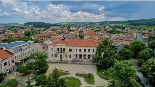 Заместник председателят на Общинския съвет в град Средец Георги Станилов си подаде