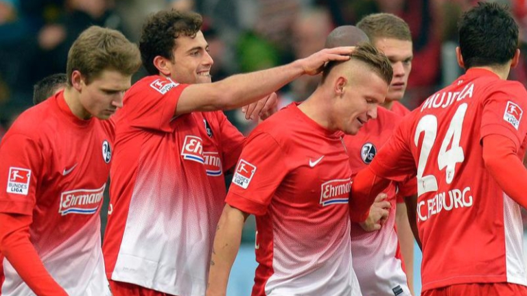 Фрайбург отново в Бундеслигата