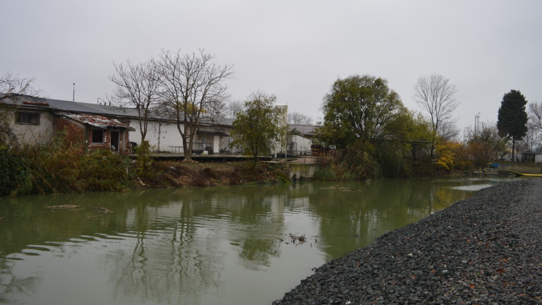12-годишно момиче се е удави в канал в в Стара