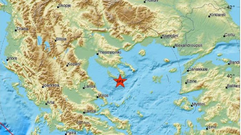 Силни земетресения разлюляха Гърция, съобщава Европейският средиземномореки сеизмологичен център. Първият