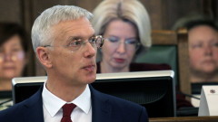 Латвийският външен министър подаде оставка