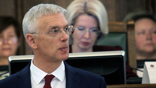 Мнозинството в парламента на Латвия утвърди предложеното коалиционно правителство позволявайки