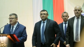 Шпионският скандал с движение Русофили е водеща тема за вестниците