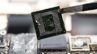 Най новият флагмански смартфон на Huawei Mate 60 Pro използва