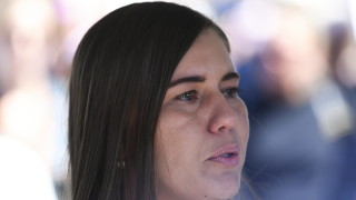 Делото срещу бивш политически съветник обвинен в изнасилване на колежка