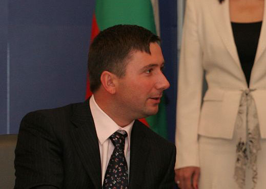 Иво Прокопиев сдаде шефското място в КРИБ