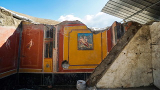 В основите на древноримския град Помпей в Италия са скрити най малко