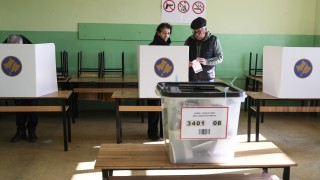Ниска избирателна активност отбелязаха властите в Косово на провеждащите се днес парламентарни