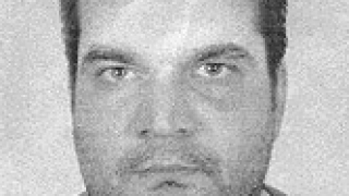 Издирват столичен измамник