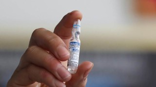 Вирусолог за комбинирането на ваксини: Нямаме право на волна програма