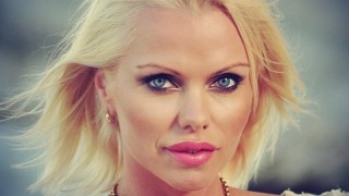 Ледената кралица Асдис Ран се похвали в социалната мрежа че