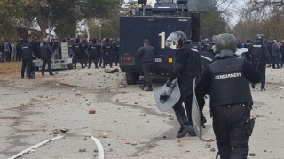 Размирици в бежанския център в Харманли, Борисов пристигна на място