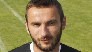 Бившият футболист на Левски и Славия Радослав Димитров тренира с