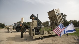 Израелски и американски военнослужещи тренират противодействие на ракетни атаки в