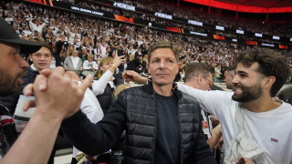 Наставникът на Айнтрахт Франкфурт Оливер Гласнер бе във възторг