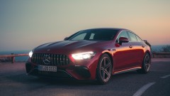 Mercedes увеличава производството на коли с ДВГ за сметка на електромобилите