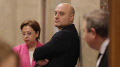 Опозицията остава здравословно скептична и със светната червена лампа към новата КПК