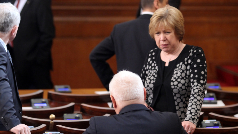Депутатът Светла Бъчварова се отказа от имунитета си