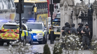 Трима арестувани във Великобритания по подозрения в тероризъм