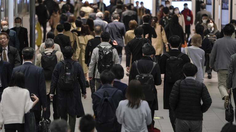 Раждаемостта в Япония спадна за през 2022 г., достигайки рекордно