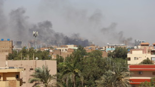 Чуждестранни граждани започнаха да се евакуират от пристанище в Судан
