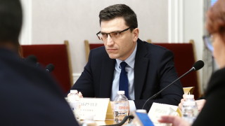 Вот на недоверие преди влизането в Еврозоната е саботаж на