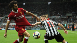 Нападателят на Ливърпул Мохамед Салах бе избран от феновете на