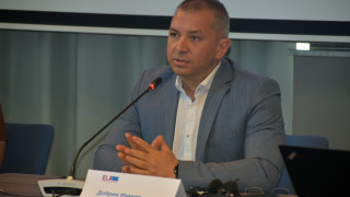 Заплатите в обществения сектор се явяват ябълката на раздора Това