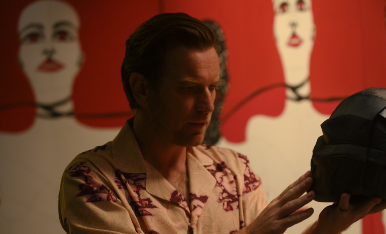 Роман Сайонис (Юън Макгрегър)