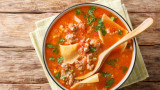Лазаня супа - една нетрадиционна рецепта, вдъхновена от традиционното ястие