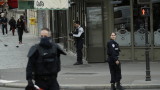 Четирима полицаи убити при нападение в Париж