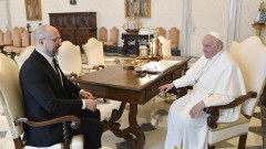 Шмигал покани папата на посещение в Украйна