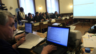 Процесът по въвеждане данните от вота – непробиваем?