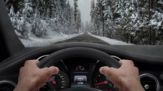 Как да шофираме безопасно през зимата