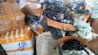 Митническите служители откриха и задържаха 3126 контрабандни текстилни изделия с