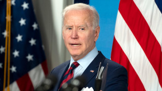 Президентът на САЩ Джо Байдън разговаря по видеоконферентна връзка с