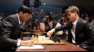Битката за шахматната корона започна в Сочи