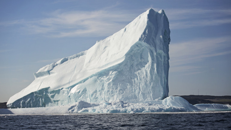 Кейптаун може да се спаси от сушата... като си докара огромен айсберг