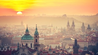 И Прага засили офанзивата срещу Airbnb