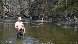 Задъхва ли се сторителингът на Путин?