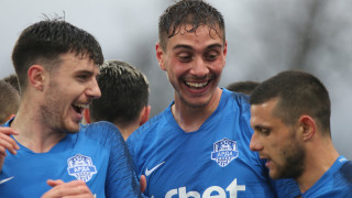 Бранителят на Арда Алекс Петков който прати сините на