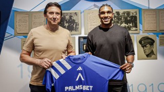 Левски за пръв път в историята си привлича играч от