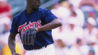 Ню Йорк Янкийс подписа с Латрой Хоукинс