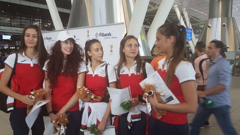 Пуснаха в продажба билетите за бенефиса на "Златните момичета"