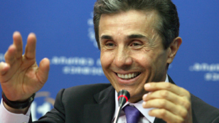 "Грузинска мечта" сформира група за консултации със Саакашвили