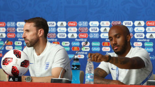 Английският национал Фабиан Делф предизвика противоречиви реакции сред представителите на