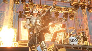 KISS обявиха София за Rock City
